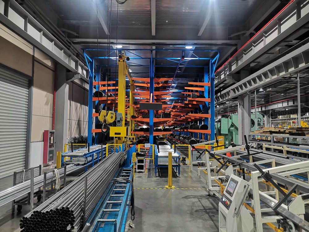 自动悬臂立体库